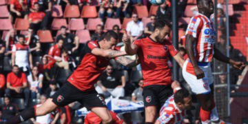 Ambos defensores tienen posibilidades de continuar en el club, aunque no es sencillo:. Foto: La Capital